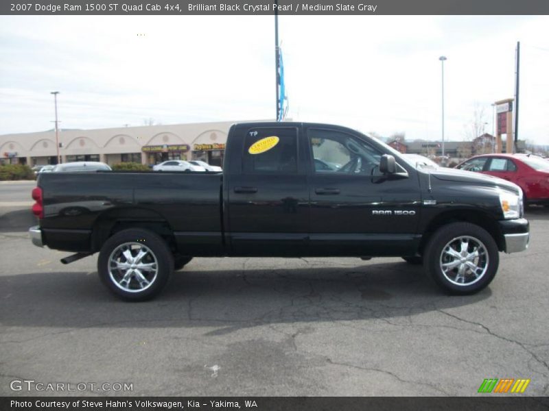 Brilliant Black Crystal Pearl / Medium Slate Gray 2007 Dodge Ram 1500 ST Quad Cab 4x4