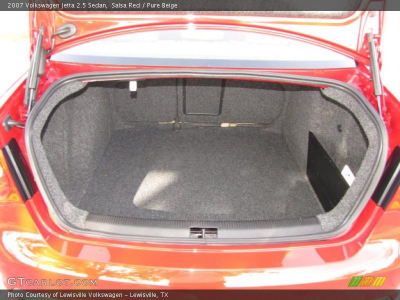 Salsa Red / Pure Beige 2007 Volkswagen Jetta 2.5 Sedan