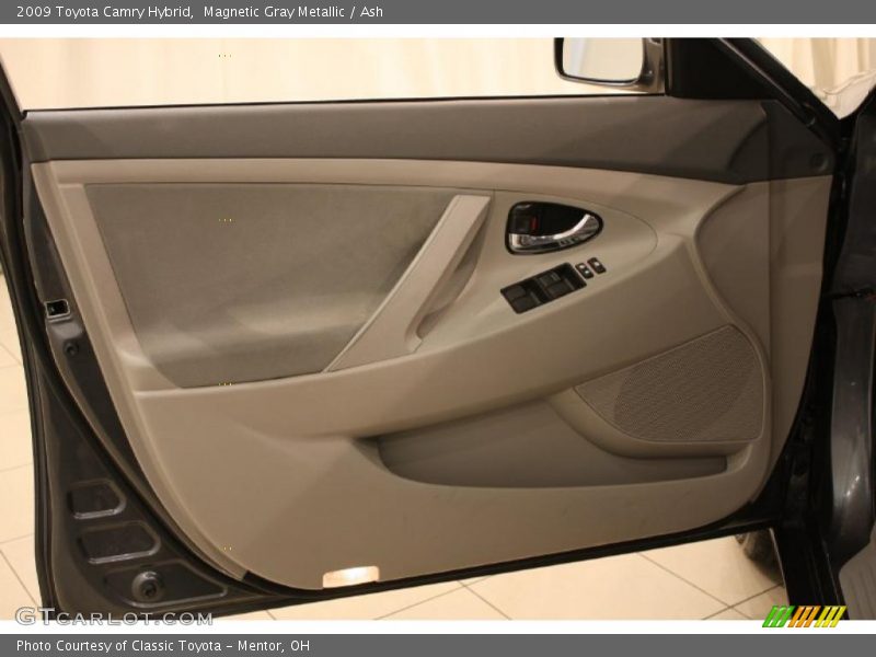 Magnetic Gray Metallic / Ash 2009 Toyota Camry Hybrid
