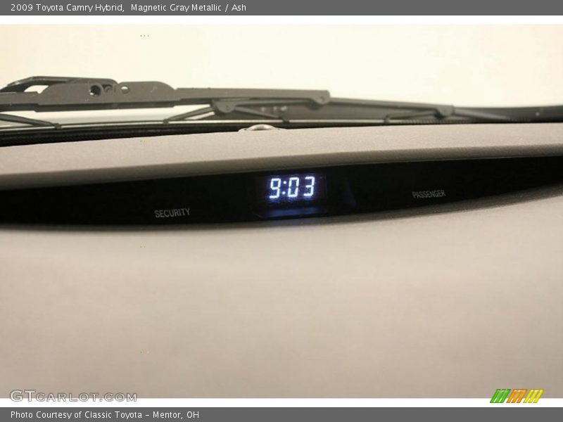 Magnetic Gray Metallic / Ash 2009 Toyota Camry Hybrid