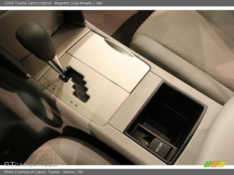 Magnetic Gray Metallic / Ash 2009 Toyota Camry Hybrid