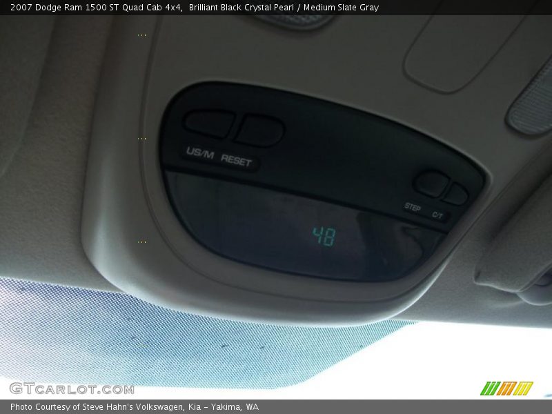 Brilliant Black Crystal Pearl / Medium Slate Gray 2007 Dodge Ram 1500 ST Quad Cab 4x4