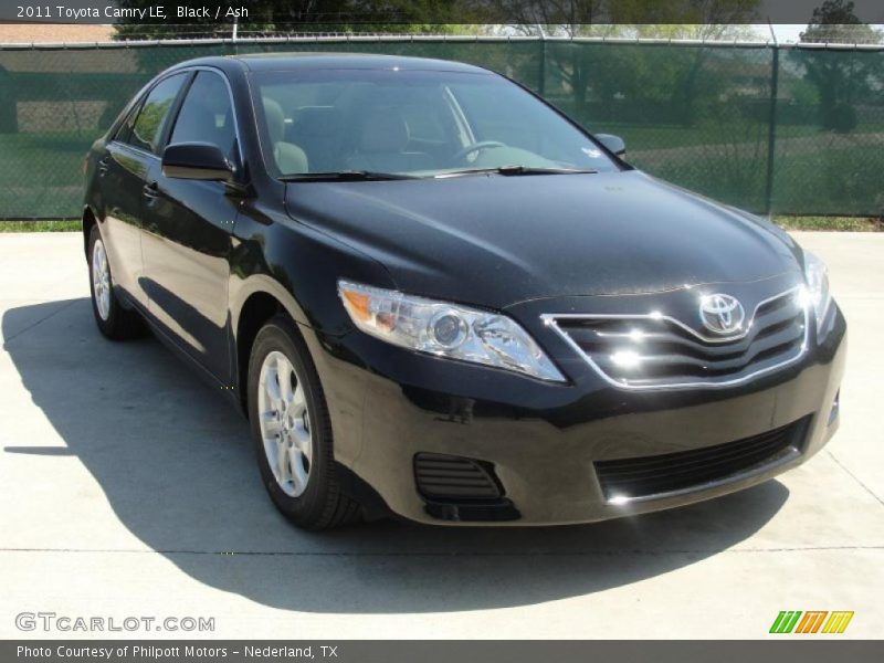 Black / Ash 2011 Toyota Camry LE