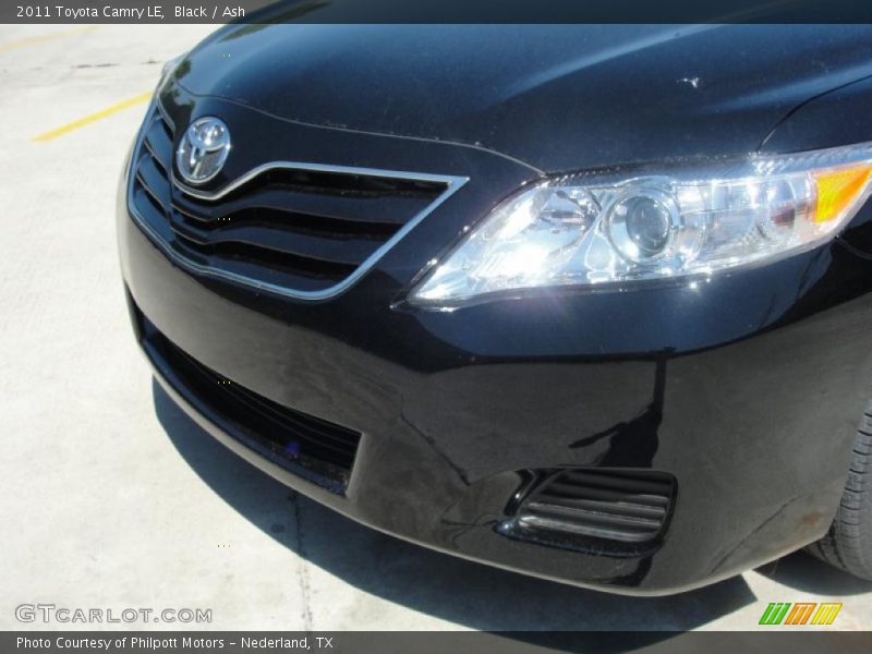 Black / Ash 2011 Toyota Camry LE