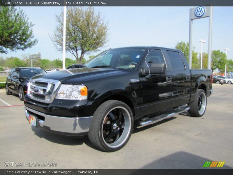 Front 3/4 View of 2008 F150 XLT SuperCrew