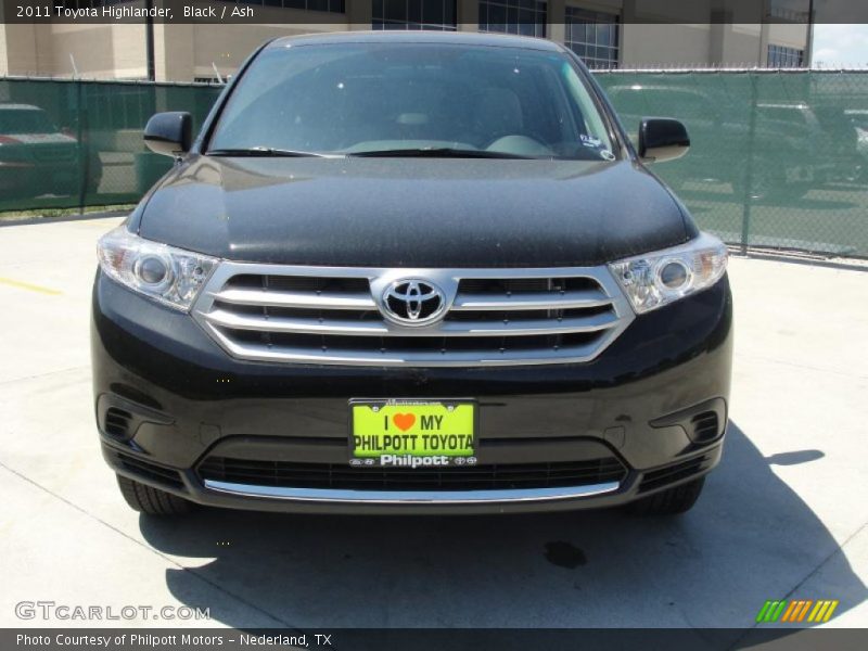 Black / Ash 2011 Toyota Highlander