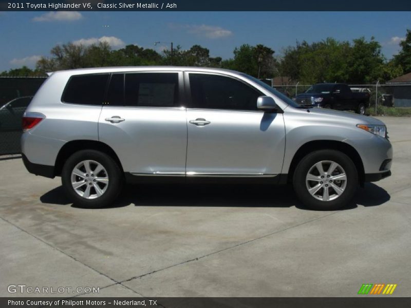 Classic Silver Metallic / Ash 2011 Toyota Highlander V6