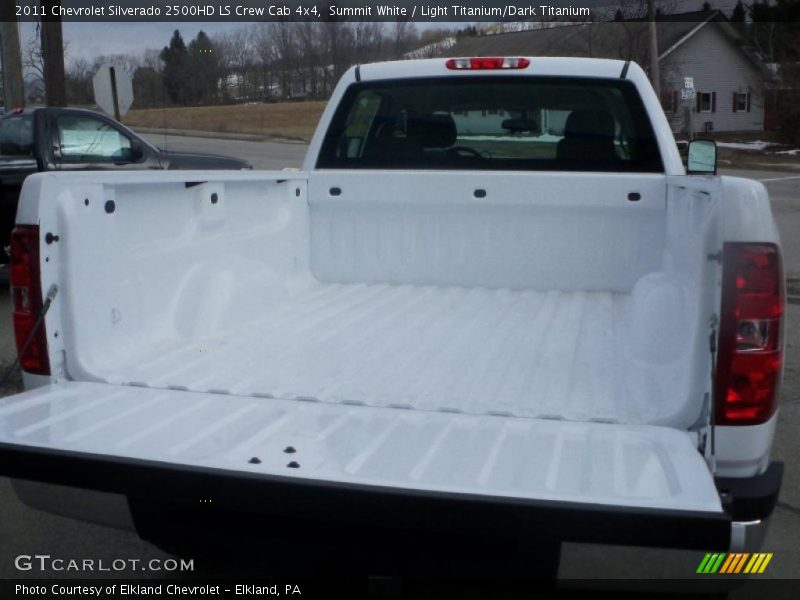 Summit White / Light Titanium/Dark Titanium 2011 Chevrolet Silverado 2500HD LS Crew Cab 4x4