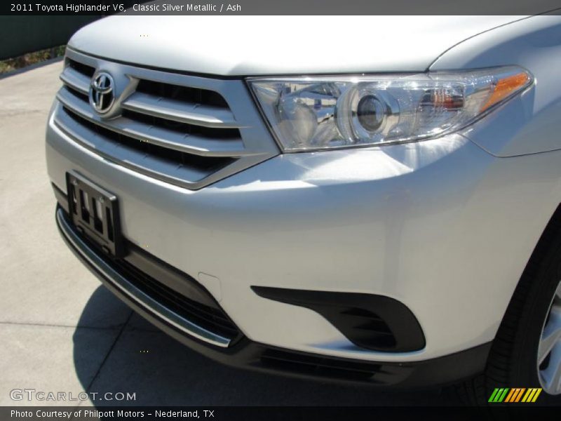 Classic Silver Metallic / Ash 2011 Toyota Highlander V6