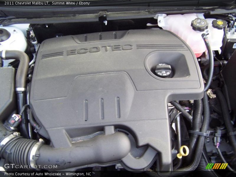 Summit White / Ebony 2011 Chevrolet Malibu LT