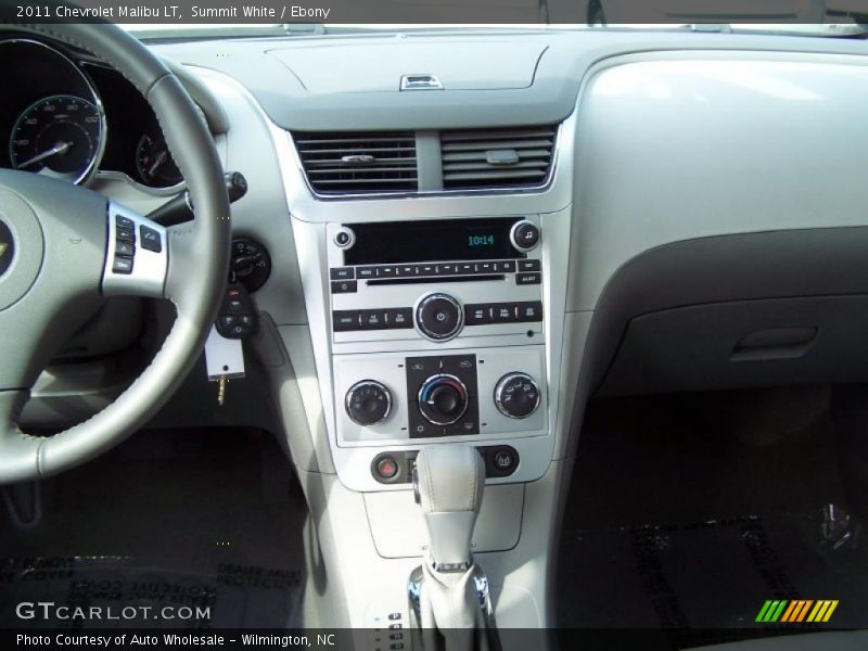 Summit White / Ebony 2011 Chevrolet Malibu LT
