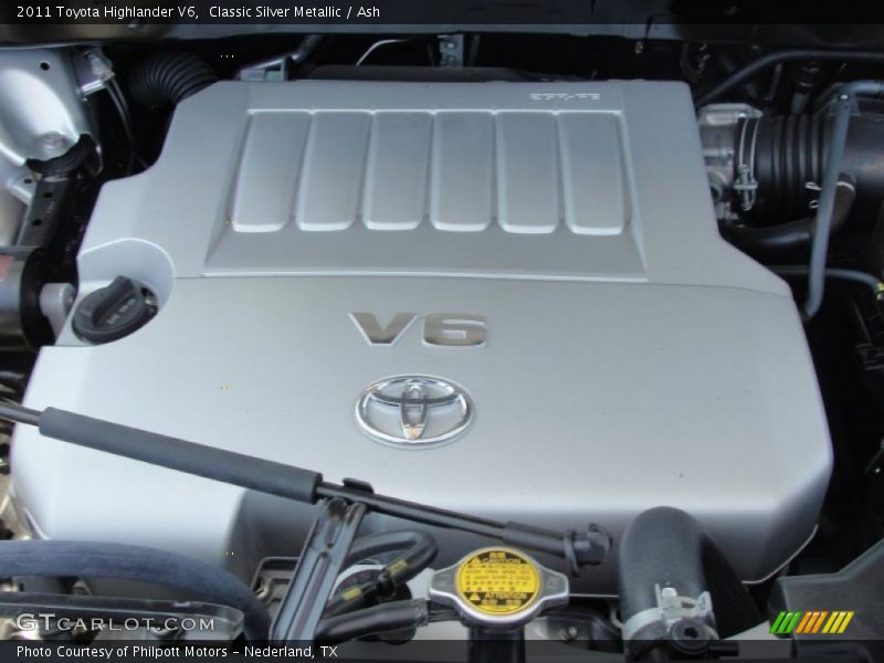Classic Silver Metallic / Ash 2011 Toyota Highlander V6