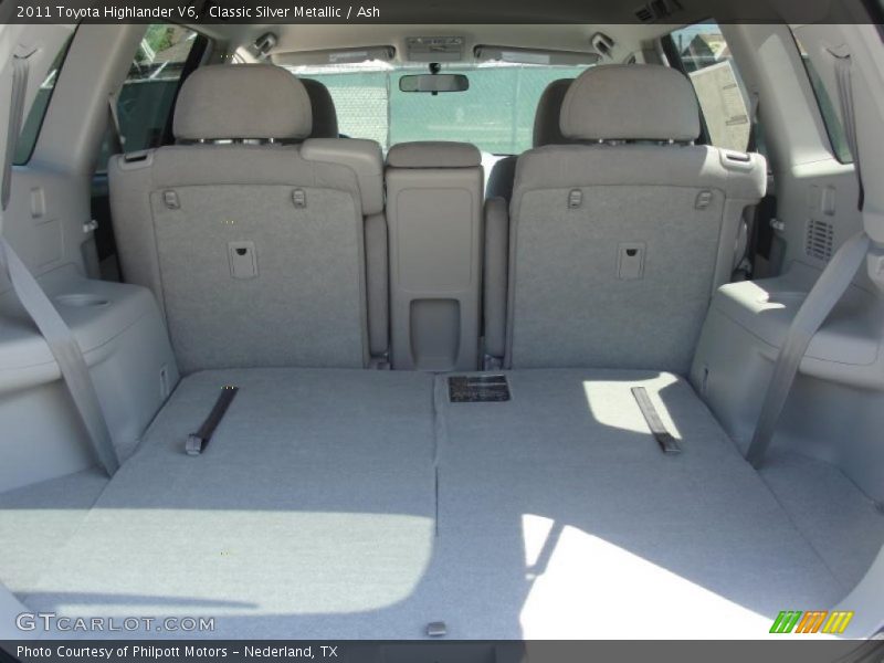 Classic Silver Metallic / Ash 2011 Toyota Highlander V6