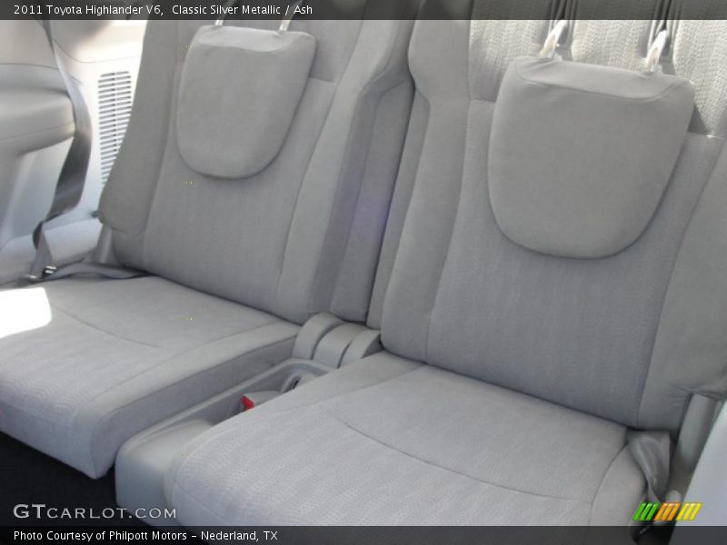 Classic Silver Metallic / Ash 2011 Toyota Highlander V6