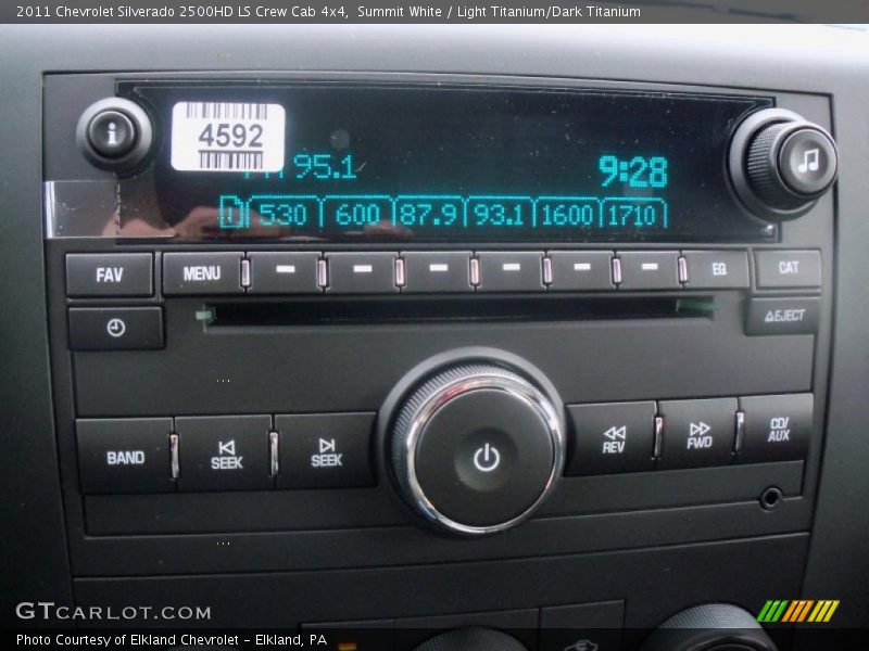 Controls of 2011 Silverado 2500HD LS Crew Cab 4x4