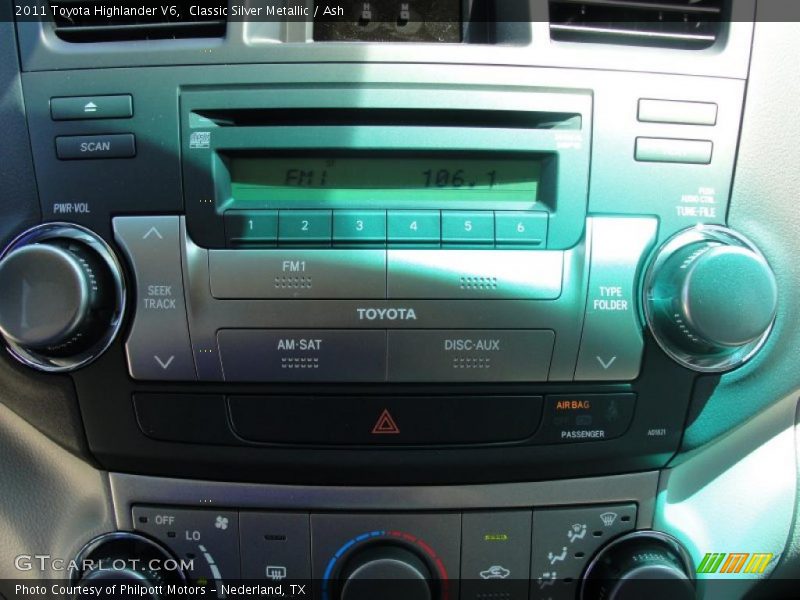 Classic Silver Metallic / Ash 2011 Toyota Highlander V6