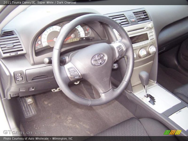 Super White / Dark Charcoal 2011 Toyota Camry SE