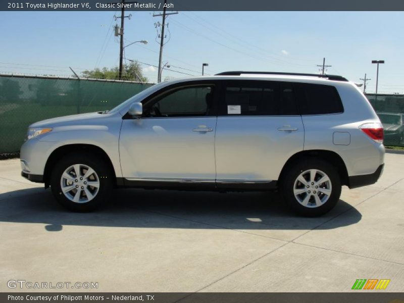Classic Silver Metallic / Ash 2011 Toyota Highlander V6