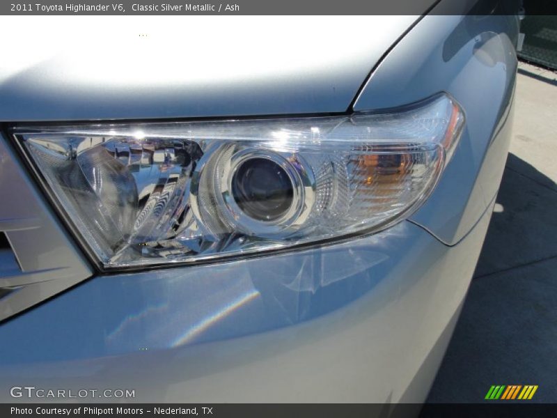 Classic Silver Metallic / Ash 2011 Toyota Highlander V6