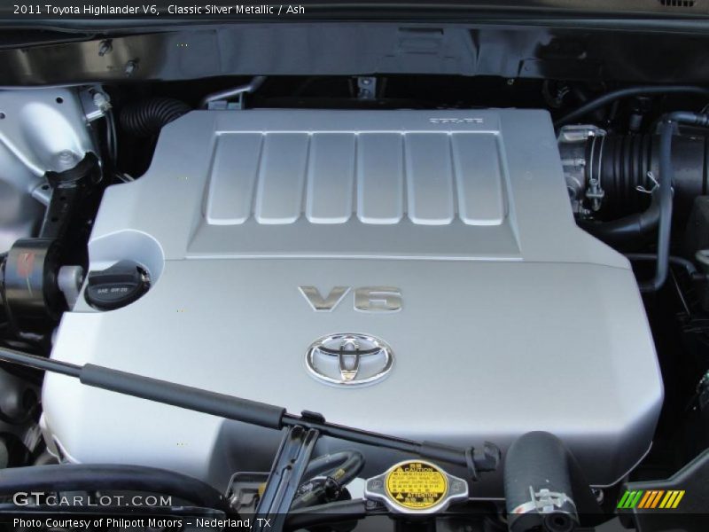 Classic Silver Metallic / Ash 2011 Toyota Highlander V6