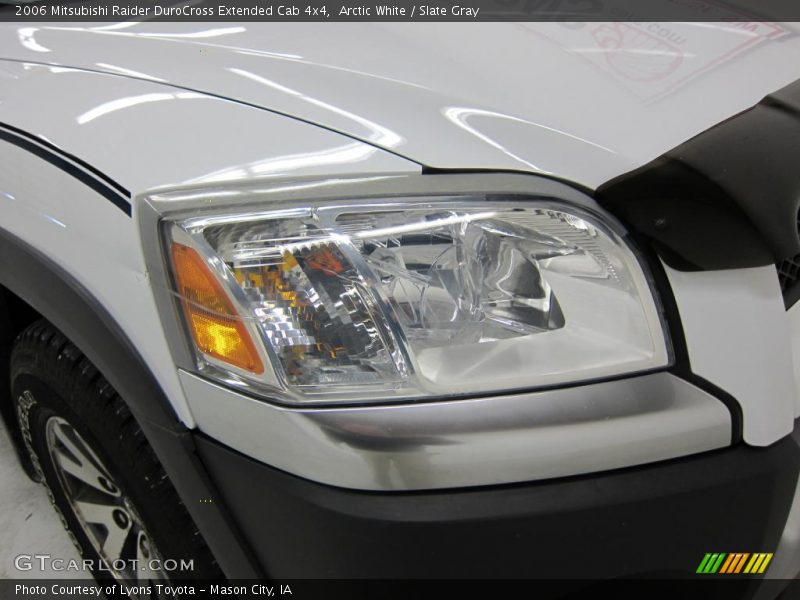 Arctic White / Slate Gray 2006 Mitsubishi Raider DuroCross Extended Cab 4x4