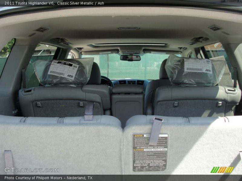 Classic Silver Metallic / Ash 2011 Toyota Highlander V6