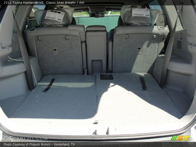 Classic Silver Metallic / Ash 2011 Toyota Highlander V6