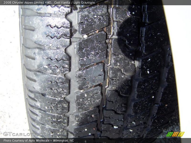 Cool Vanilla / Light Graystone 2008 Chrysler Aspen Limited 4WD
