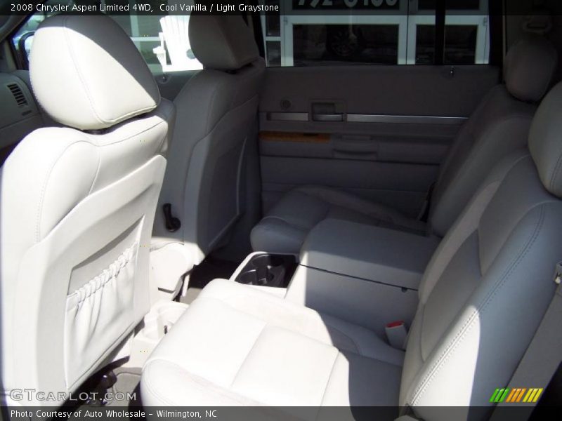 Cool Vanilla / Light Graystone 2008 Chrysler Aspen Limited 4WD