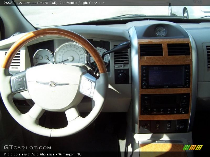 Cool Vanilla / Light Graystone 2008 Chrysler Aspen Limited 4WD