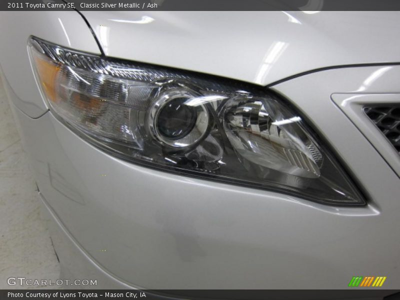 Classic Silver Metallic / Ash 2011 Toyota Camry SE