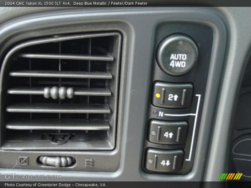 Controls of 2004 Yukon XL 1500 SLT 4x4