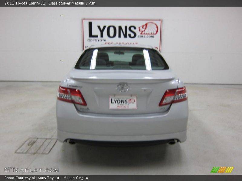 Classic Silver Metallic / Ash 2011 Toyota Camry SE