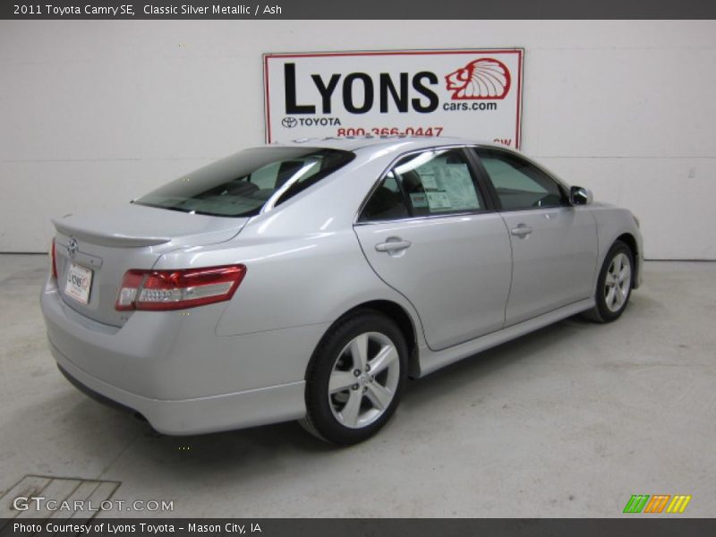 Classic Silver Metallic / Ash 2011 Toyota Camry SE