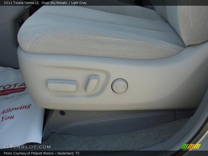 Silver Sky Metallic / Light Gray 2011 Toyota Sienna LE