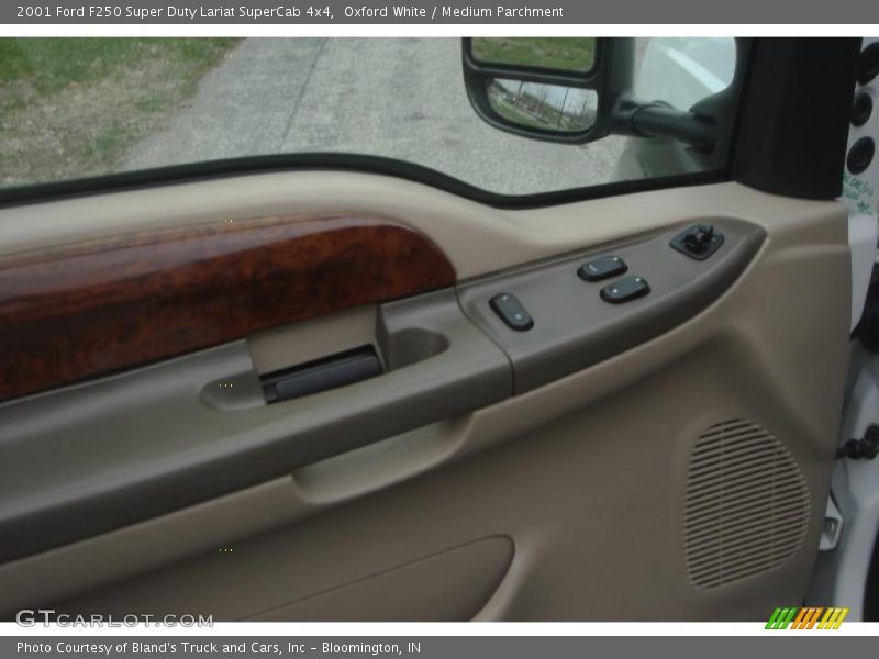 Oxford White / Medium Parchment 2001 Ford F250 Super Duty Lariat SuperCab 4x4