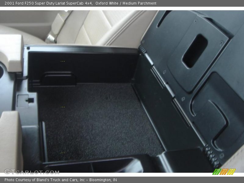 Oxford White / Medium Parchment 2001 Ford F250 Super Duty Lariat SuperCab 4x4