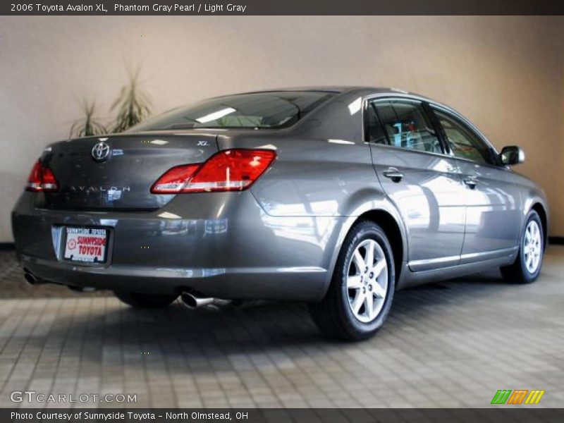 Phantom Gray Pearl / Light Gray 2006 Toyota Avalon XL