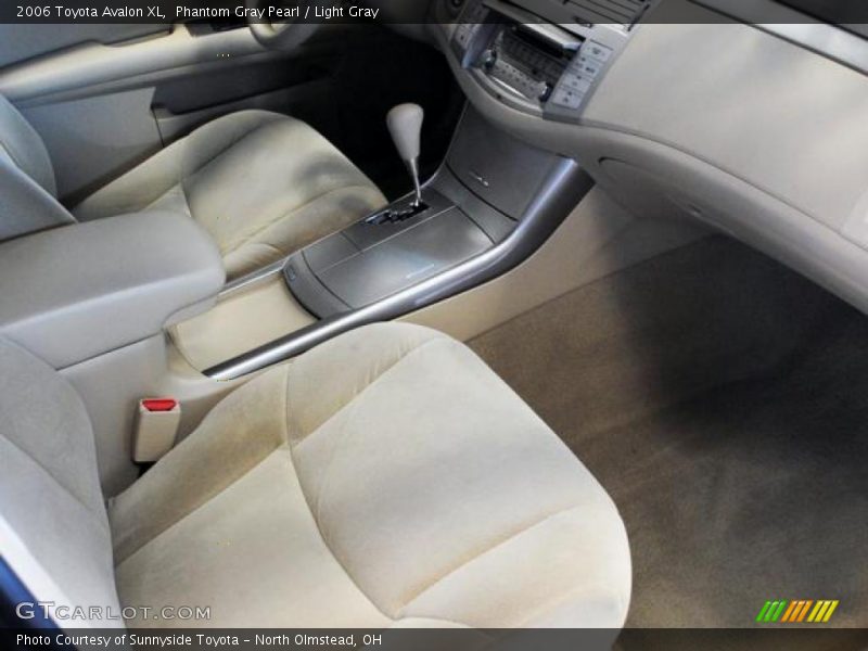 Phantom Gray Pearl / Light Gray 2006 Toyota Avalon XL