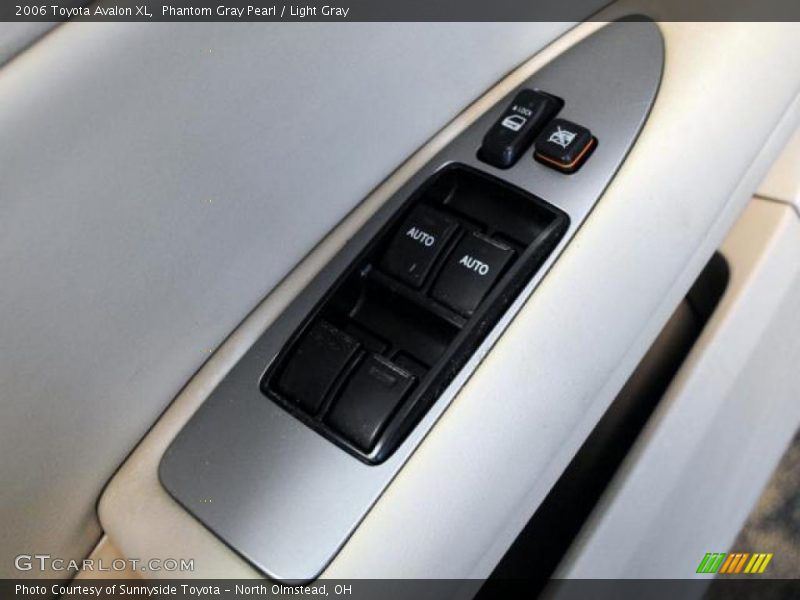 Phantom Gray Pearl / Light Gray 2006 Toyota Avalon XL