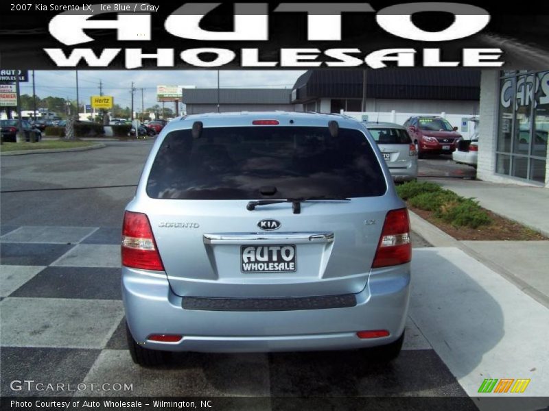 Ice Blue / Gray 2007 Kia Sorento LX