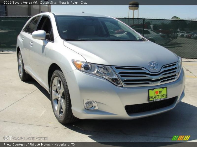 Classic Silver Metallic / Light Gray 2011 Toyota Venza V6