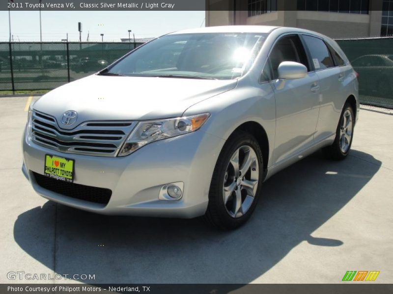 Classic Silver Metallic / Light Gray 2011 Toyota Venza V6