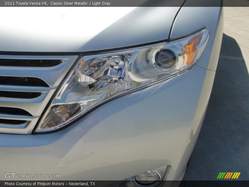 Classic Silver Metallic / Light Gray 2011 Toyota Venza V6