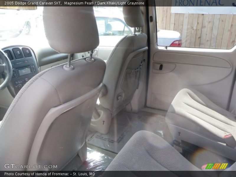 Magnesium Pearl / Dark Khaki/Light Graystone 2005 Dodge Grand Caravan SXT