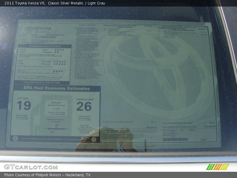 Classic Silver Metallic / Light Gray 2011 Toyota Venza V6