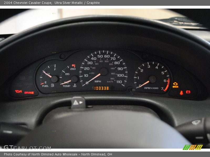 Ultra Silver Metallic / Graphite 2004 Chevrolet Cavalier Coupe