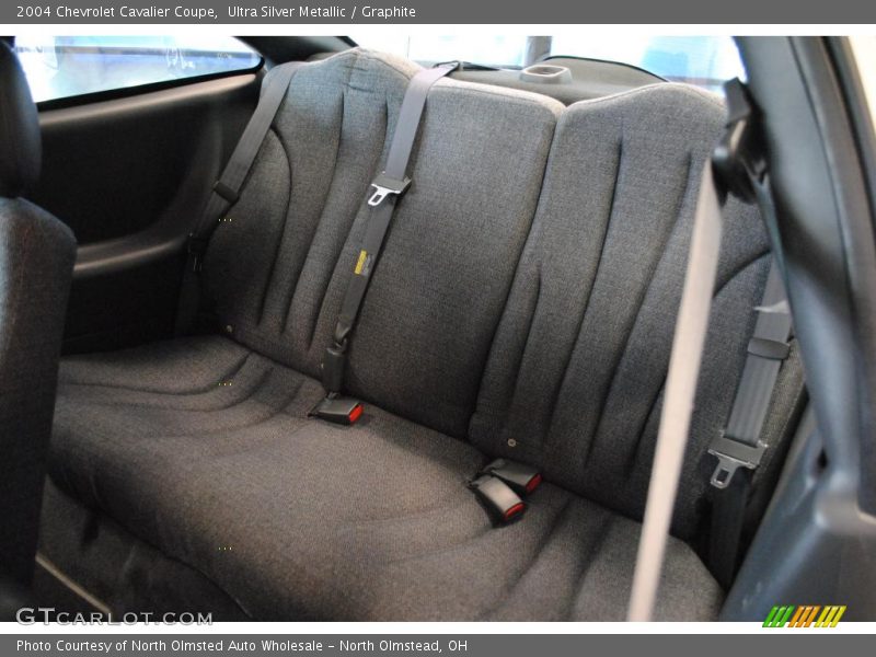 Ultra Silver Metallic / Graphite 2004 Chevrolet Cavalier Coupe