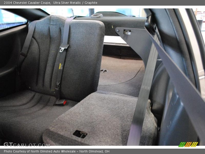 Ultra Silver Metallic / Graphite 2004 Chevrolet Cavalier Coupe