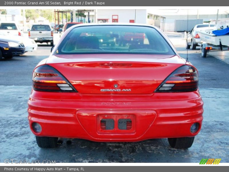 Bright Red / Dark Taupe 2000 Pontiac Grand Am SE Sedan